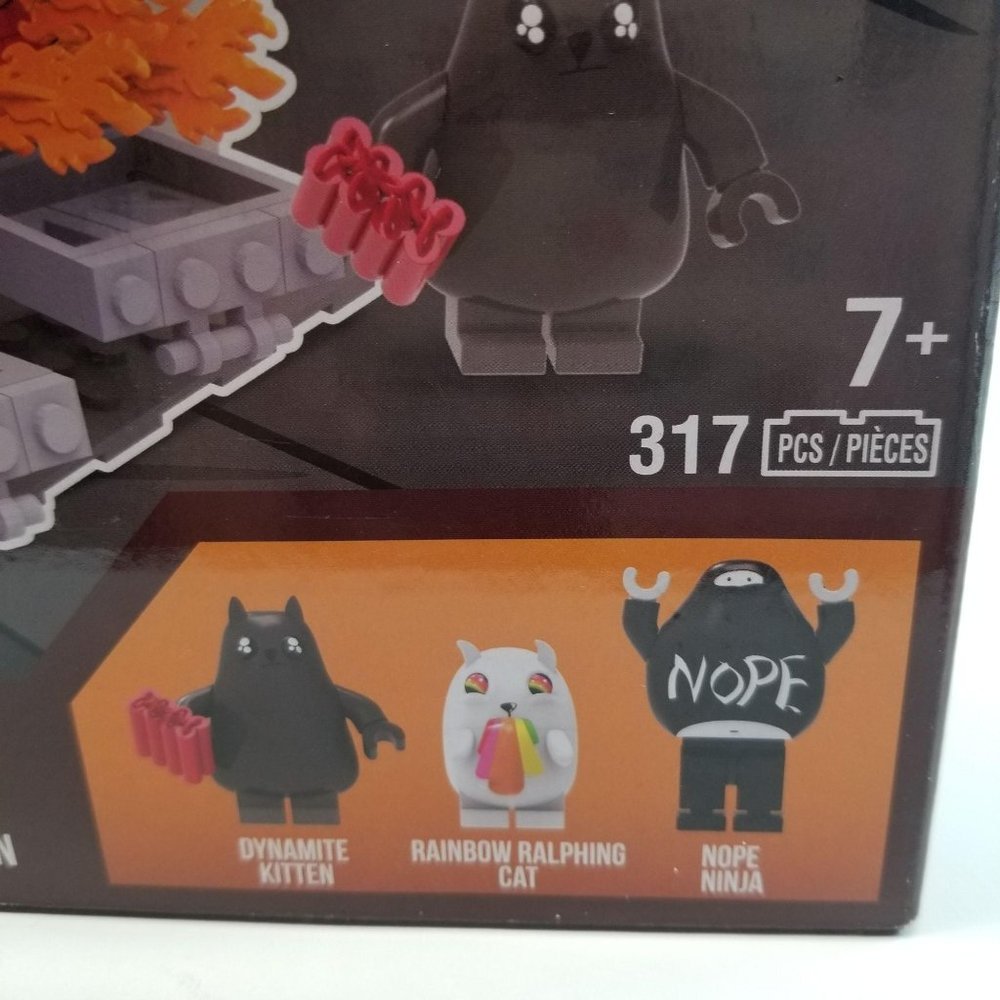 Exploding Kittens Collector Construction Kit Build - Picture 3 of 5